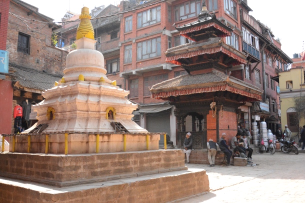 4 Bhaktapur stupa and hindu temple sincretism